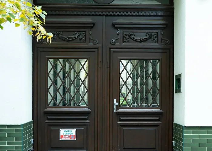 Goldline Premium Center *