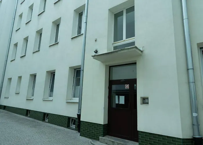 Goldline Premium Center Apartment *